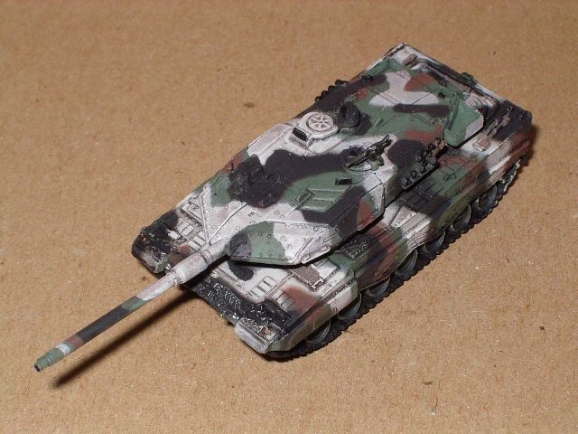 Takara 1:144 Russian Chiorny Oriol Black Eagle MBT World Tank Museum *  SPECIAL *